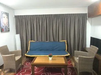 Magpie Residence